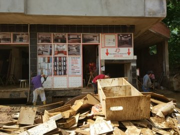 Sel mağdurları "Gelen belediye ekipleri fotoğraf çekip gittiler"