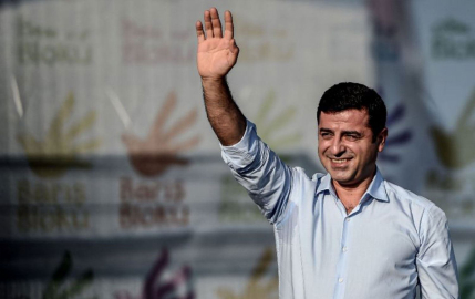 Selahattin Demirtaş, Bursa'dan seslendi: "Bir oy Yeşil Sol Parti’ye, bir oy Kemal Kılıçdaroğlu’na"