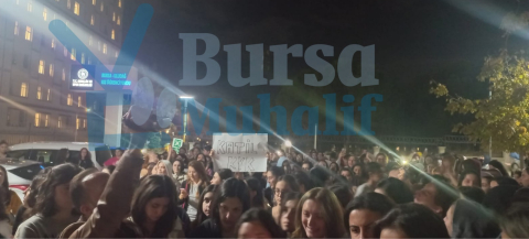 Bursa Uludağ Kız Öğrenci Yurdunda Zeren Ertaş protestosu