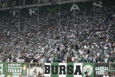 Bursaspor 43 bin 160 taraftarla yeni rekora ulaştı