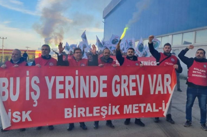 Birleşik Metal İş Bursa Şubesi Arıtaş fabrikasında sözleşmeyi imzaladı