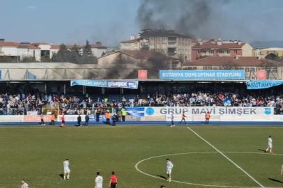 Bursaspor-Kütahyaspor maçında yangın paniği